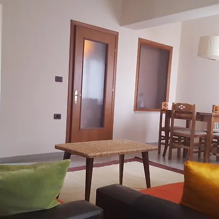 Joy's Comfy Flat In Center Daire